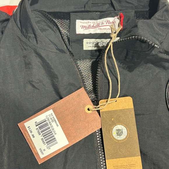 Mitchell & Ness MLS DC United Full Zip Windbreaker Size M MSRP $120 - Picture 3 of 6